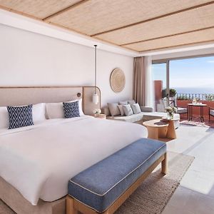 Deluxe King or Twin Room Ocean View